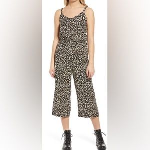 Vero Moda simply easy culotte leopard jumpsuit